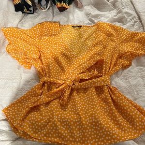 Shein curve yellow/orange floral belted top 2x
